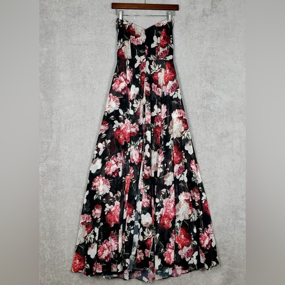 Fame and Partners Khoo full length tie back maxi dress in size 0 - Picture 3 of 8